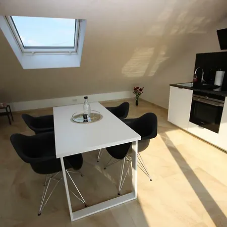 Kornwestheim/stuttgart Penthouse Mit Dachterrasse Apartament