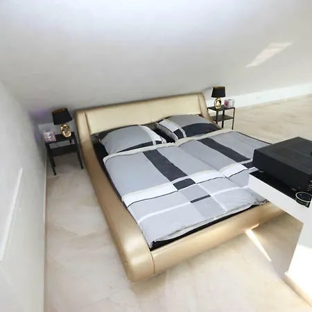 Kornwestheim/stuttgart Penthouse Mit Dachterrasse